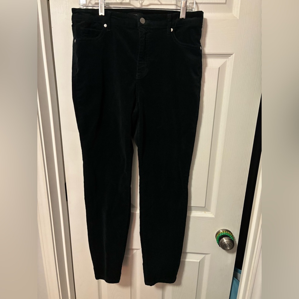Women's Dark Green Velvety Jeans-  maybe a super fine corduroy?? REALLY Soft